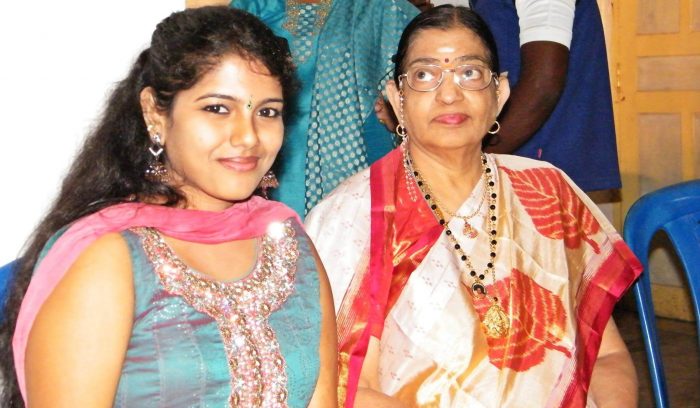 Super singer roshini with singer janaki